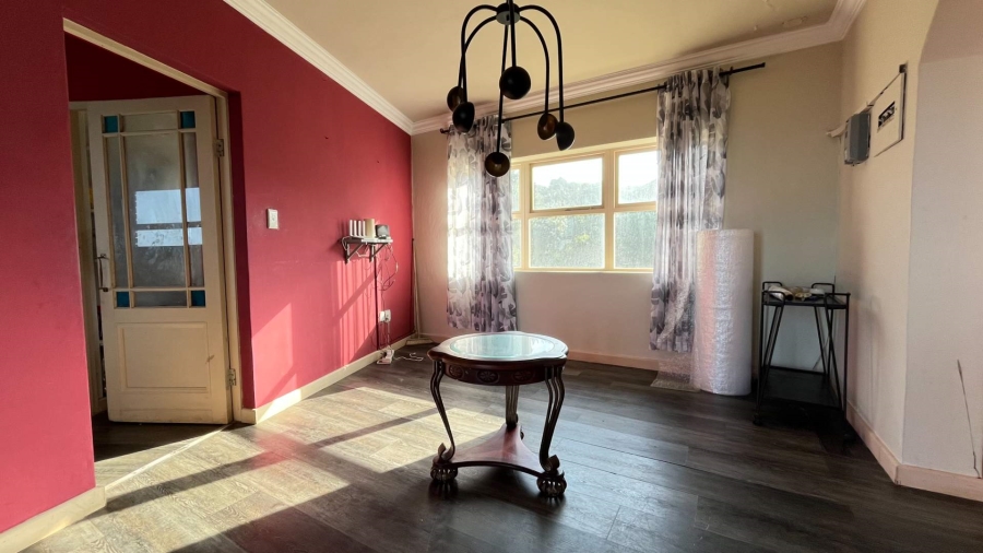 6 Bedroom Property for Sale in Herolds Bay Western Cape